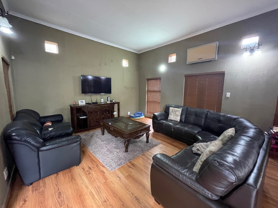 4 Bedroom Property for Sale in Baysvalley Free State
